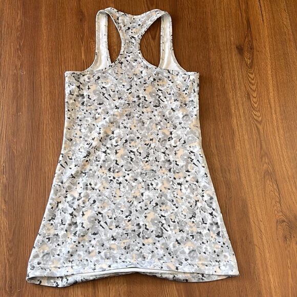 Lululemon Sweatlife Racerback Tank Top - Picture 4 of 6